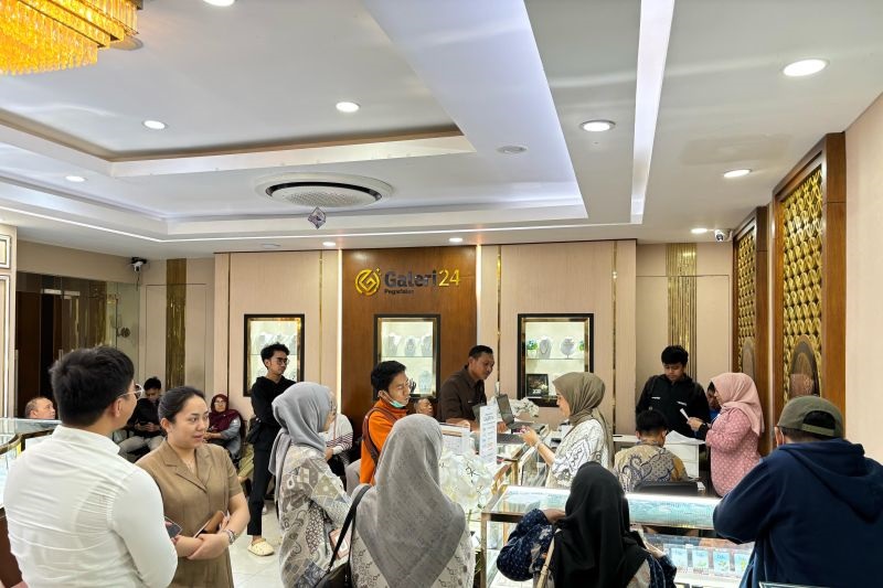 Update Pagi Ini Harga Emas di Pegadaian, Antam stabil, UBS-Galeri24 Turun