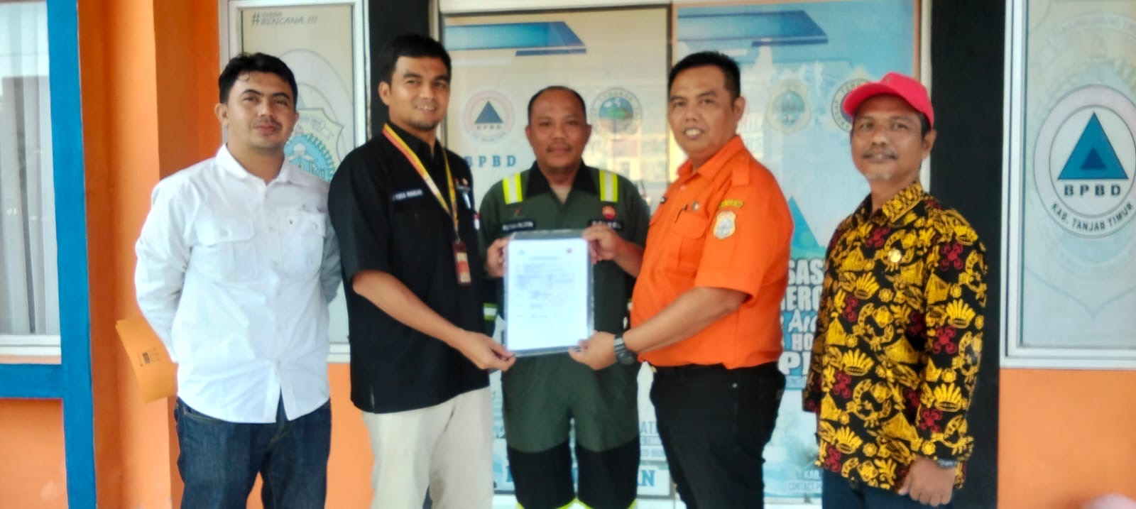 Perkuat Pasukan BPBD Tanjabtim Hadapi Karhutla, SKK Migas-PetroChina Berikan 180 Perlengkapan -Ini Rinciannya