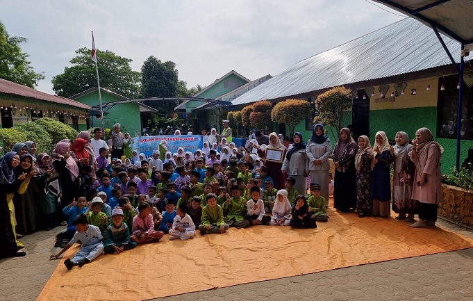 Jasa Raharja dan Polresta Jambi Edukasi Siswa-Siswi Sekolah Dasar 