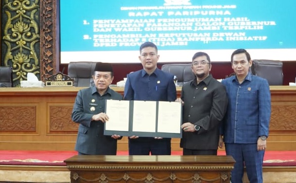 DPRD Provinsi Jambi Setujui Tiga Ranperda Jadi Perda