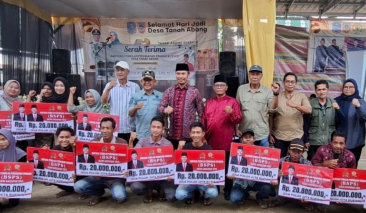 Wabup A. Khafidh Hadiri Peresmian 159 Unit Bedah Rumah BSPS di Tanah Abang