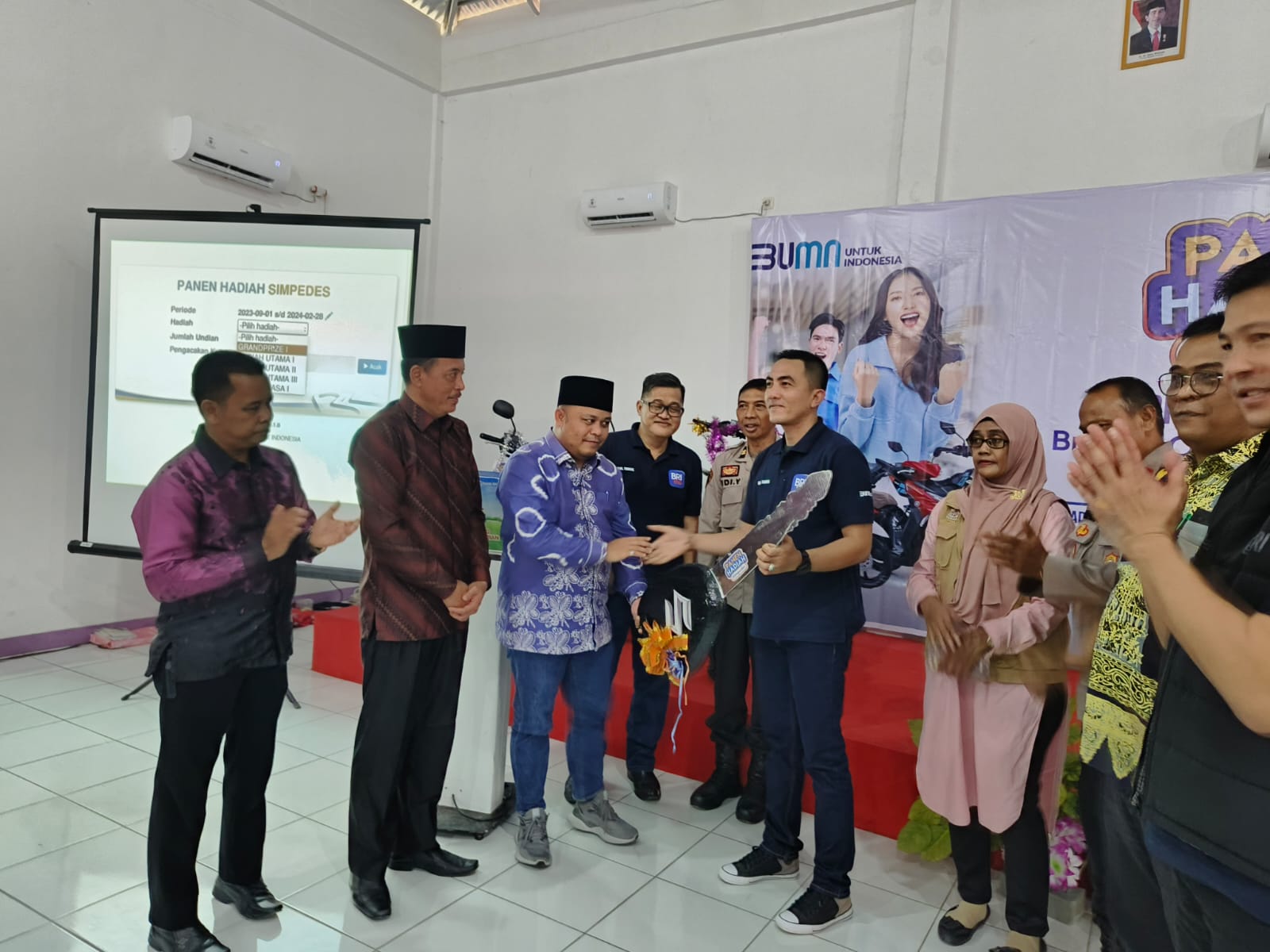 BRI KC Kualatungkal Gelar Panen Hadiah Simpedes Periode II Tahun 2023