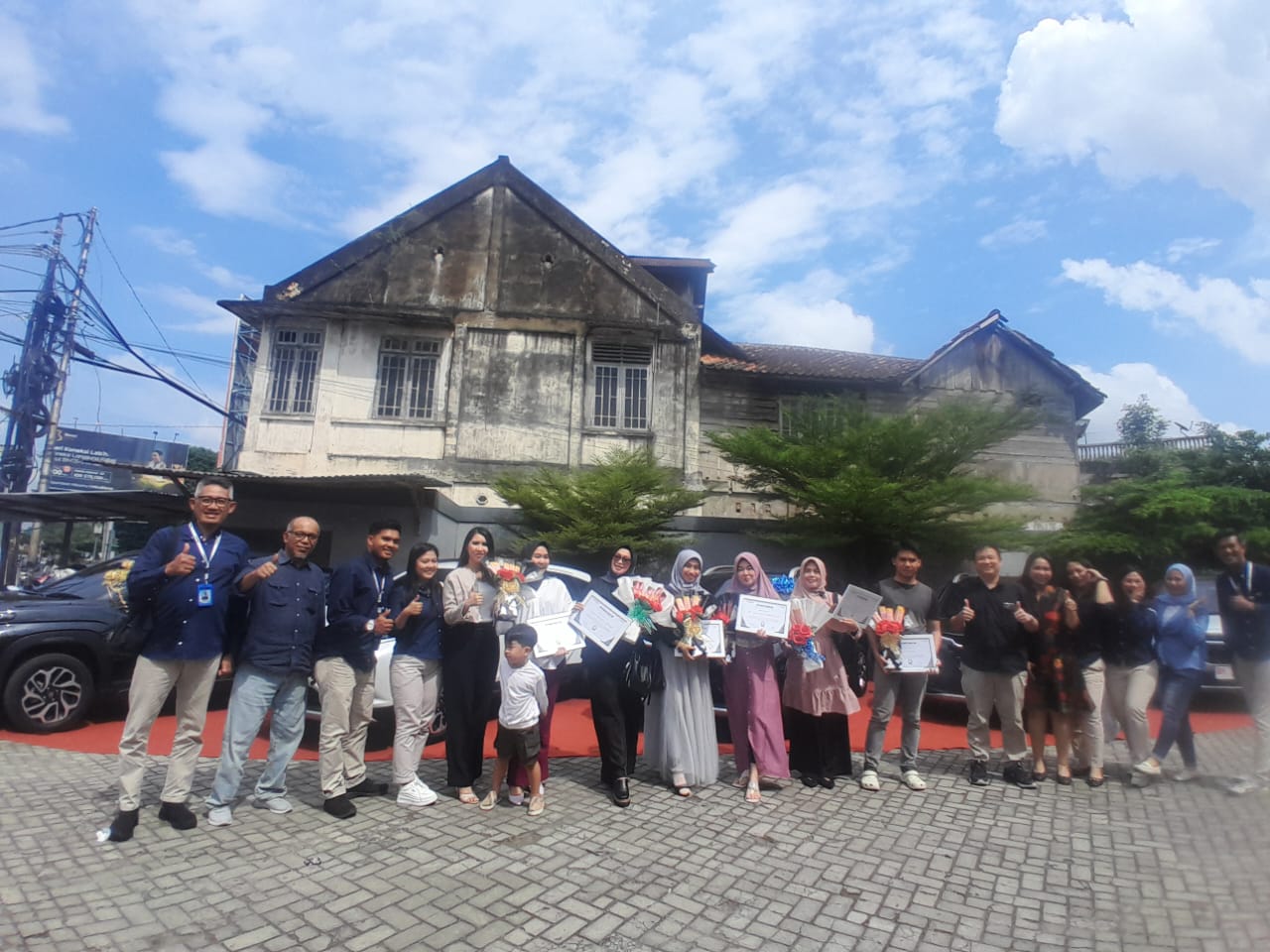 Suzuki Jambi Gelar Seremoni Penyerahan Perdana Fronx, Apresiasi Kepercayaan Pelanggan