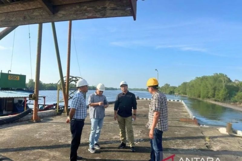 PTPN IV Regional III Riau Kapalkan 4.900 Ton CPO Lewat Pelabuhan Siak