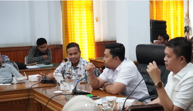 Pimpinan dan Anggota DPRD Batang Hari Gelar Rapat Gabungan Bahas THR serta Gaji Perangkat Desa