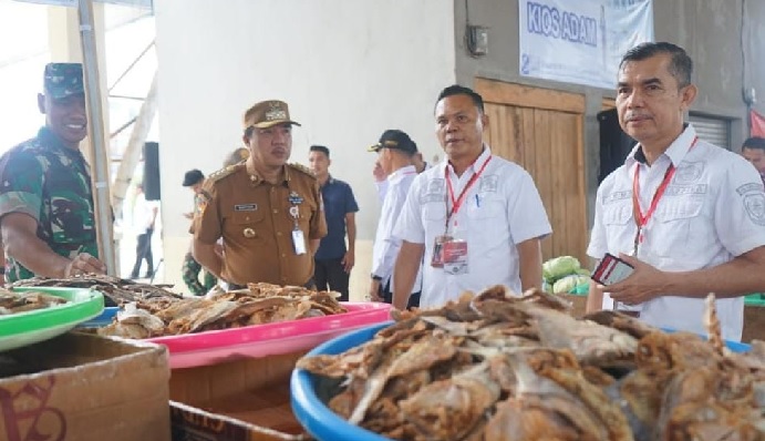 Beberapa Jam Sebelum Jokowi Tiba, Pj Bupati Merangin Kembali Pantau Pasar Rakyat