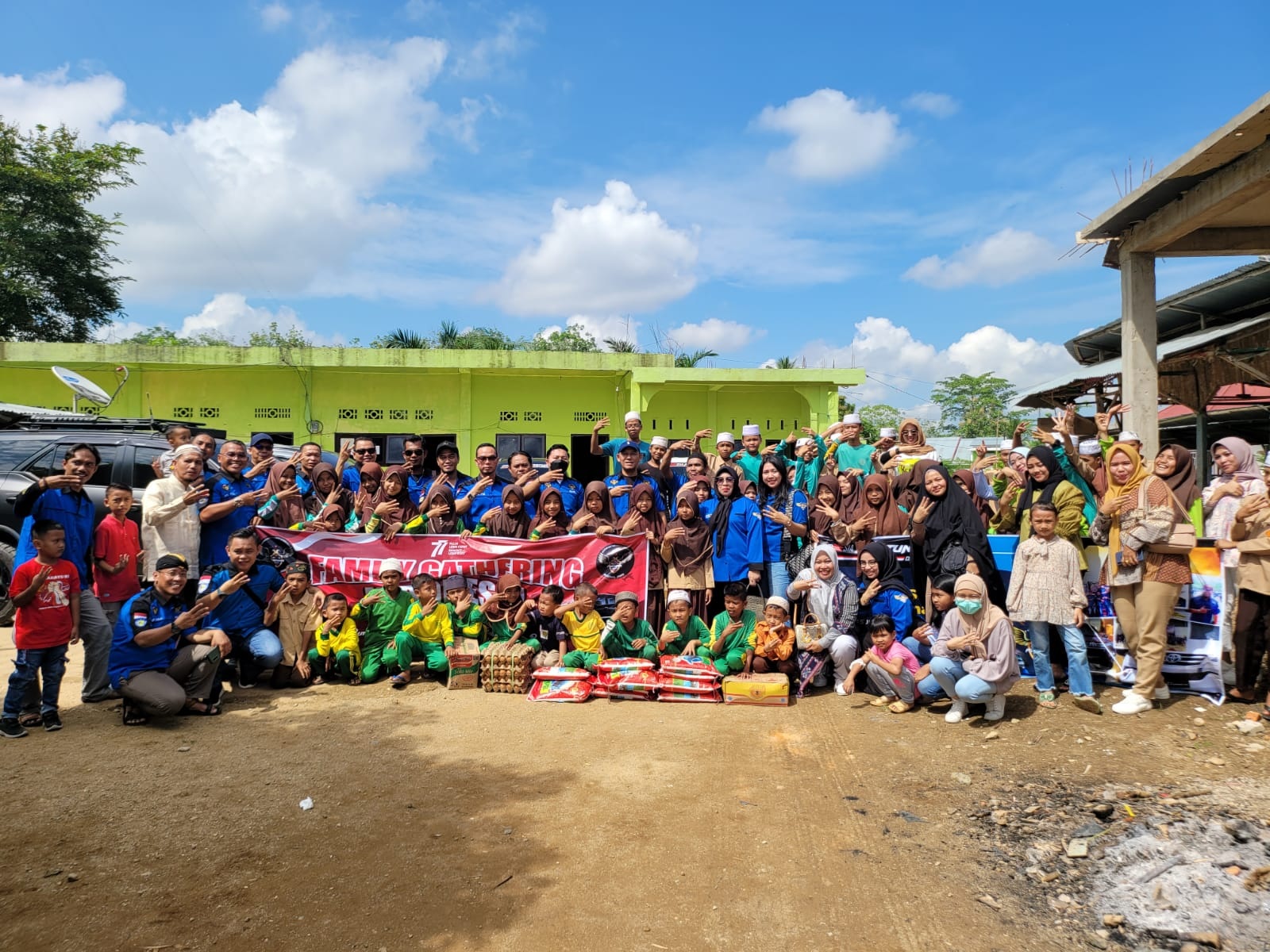 Bersama IFC Amru Bagikan Sembako Kesejumlah Kabupaten di Provinsi Jambi