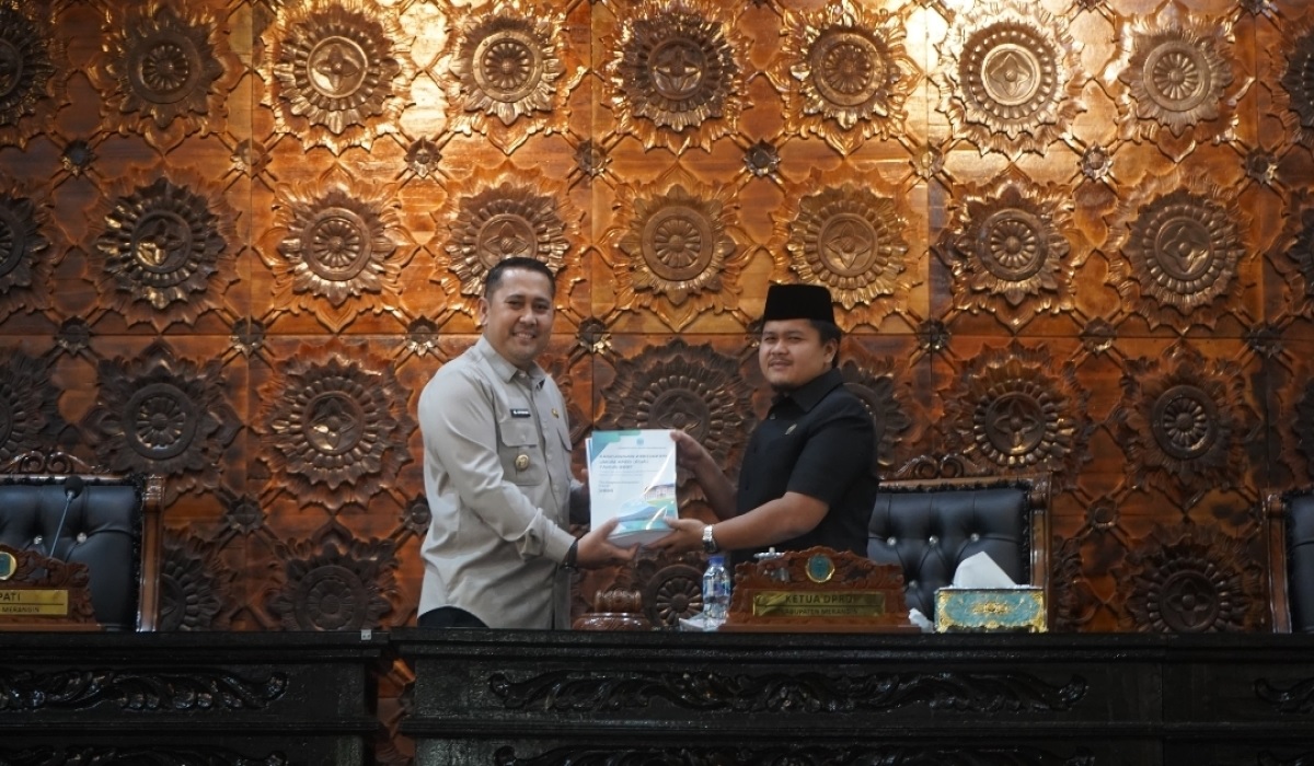 Sampaikan KUA-PPAS 2027, Bupati M Syukur Bidik Pertumbuhan Ekonomi Merangin 5,76 Persen