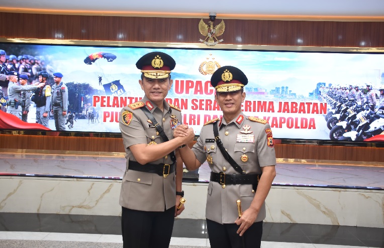 Kapolri Pimpin Sertijab Pejabat Polri,  Irjen Pol. Krisno Halomoan Siregar Resmi Jabat Kapolda Jambi