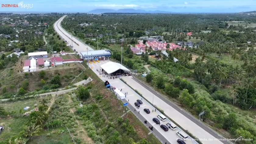 Presiden Jokowi Resmikan 4 Ruas Jalan Tol Trans Sumatera, Berikut Daftarnya