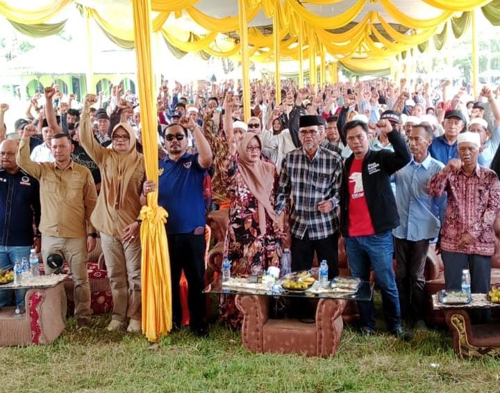 Ribuan Masyarakat Sabak Timur Siap Menangkan Dilla Hich - Muslimin Tanja