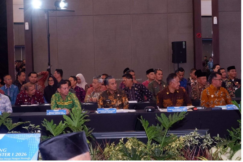 Wabup Muaro Jambi Junaidi H. Mahir Hadiri Rapat HLM TPID Se-Provinsi Jambi