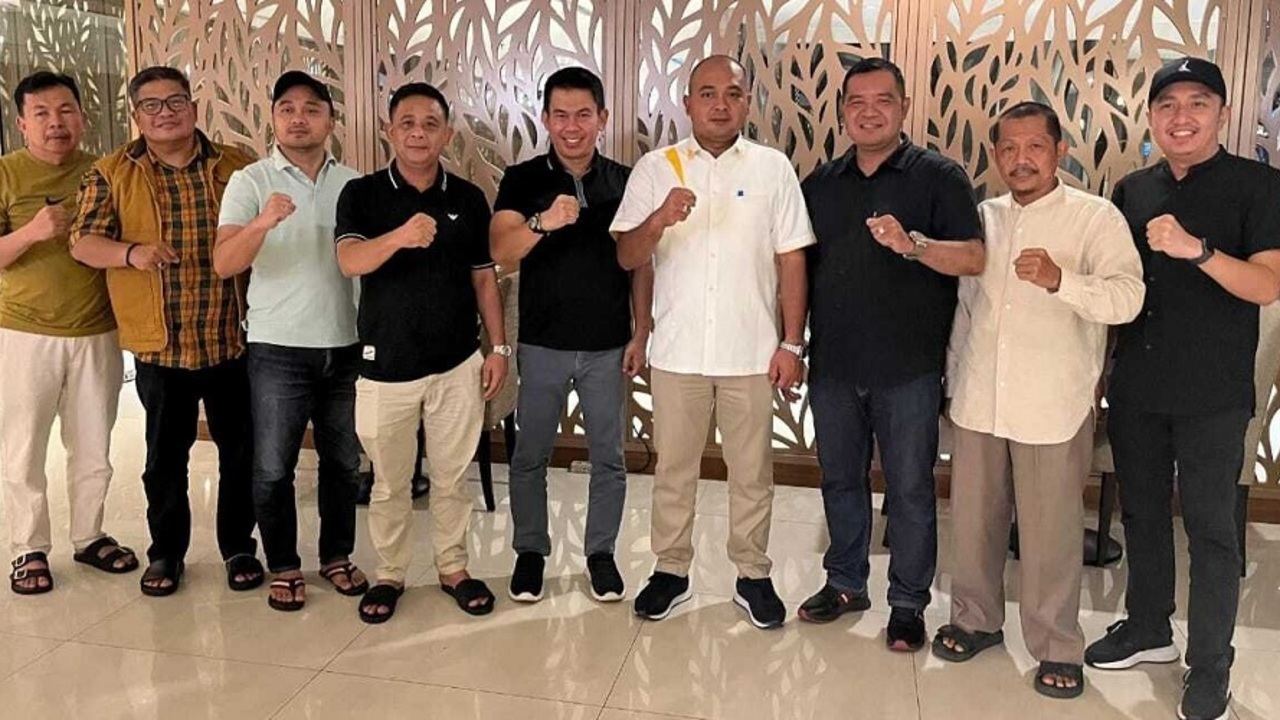 Bakal Jadi Penantang CE, Agus Rubiyanto Juga Ambil Formulir Calon Ketua Golkar Jambi