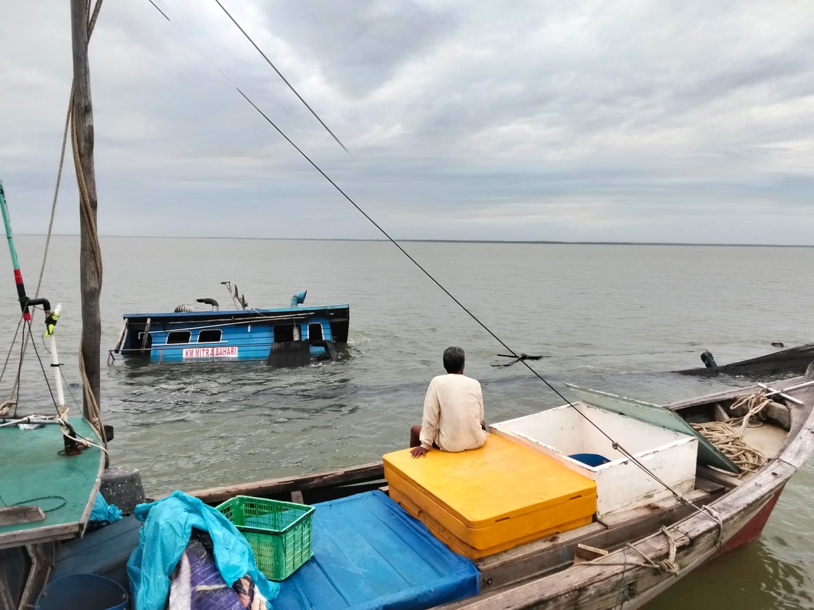 KM Mitra Bahari Tenggelam Diterjang Badai di Perairan Tanjabtim