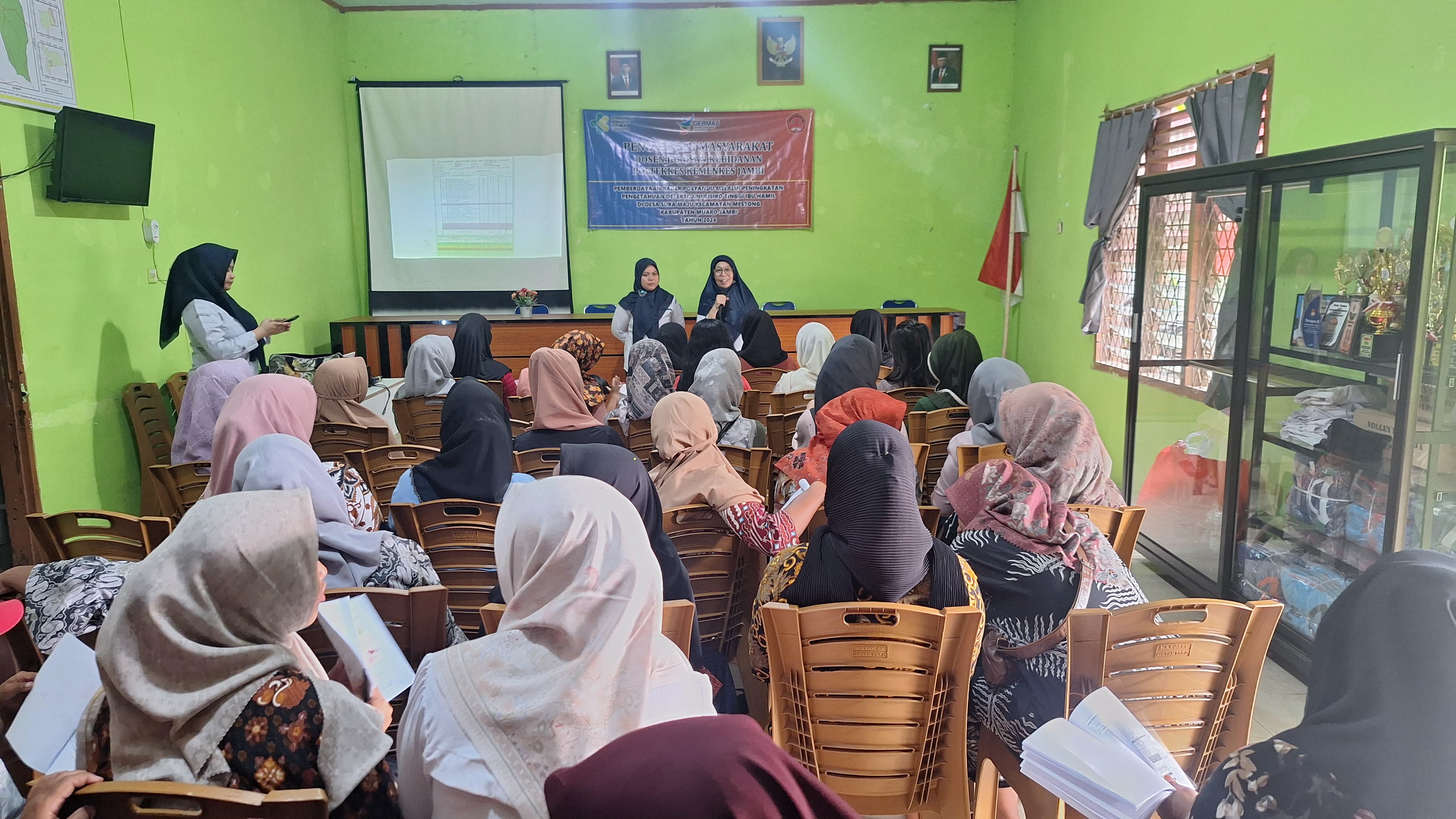 Poltekkes Kemenkes Jambi Berdayakan Kader Posyandu Tingkatkan Pengetahuan Deteksi Dini Resiko Tinggi Ibu Hamil