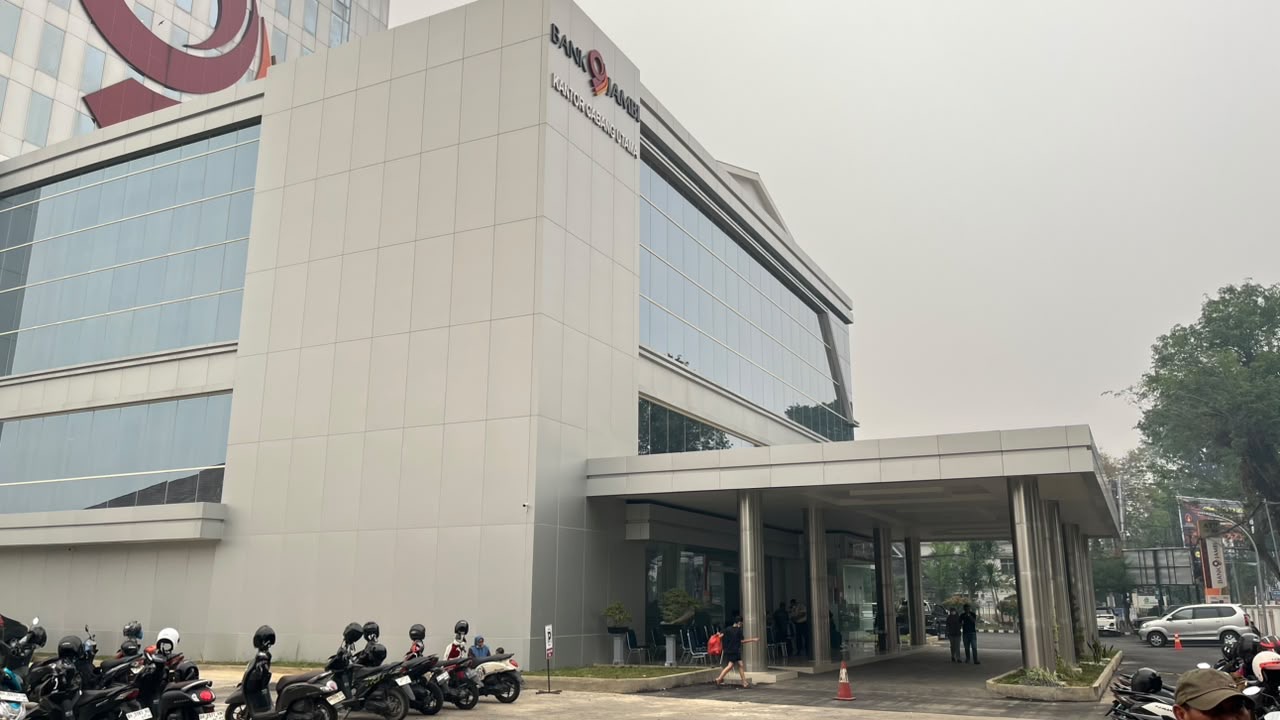 Maksimalkan Pelayanan, KCU Bank Jambi Pindah ke Gedung Baru 