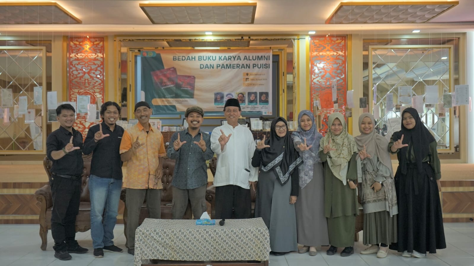 Bedah Buku dan Pameran Puisi Entrepreneurship Sastra