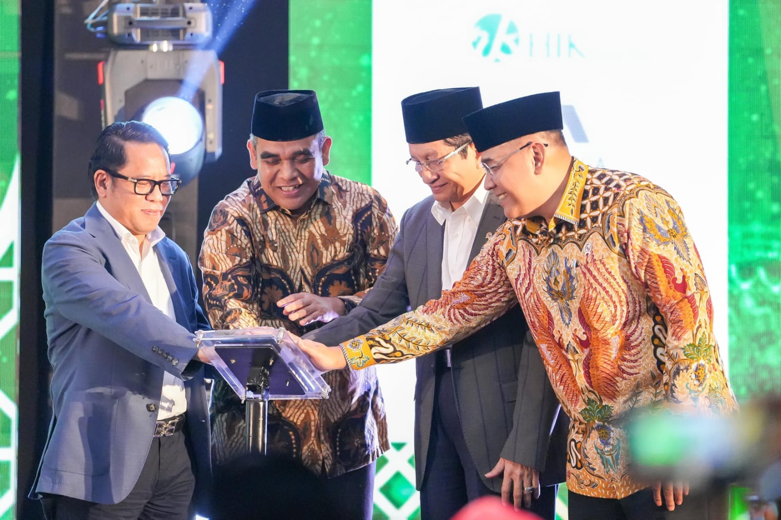 Kementerian ATR/BPN Raih Penghargaan Pendukung Percepatan Sertifikasi Tanah Wakaf oleh BWI Awards