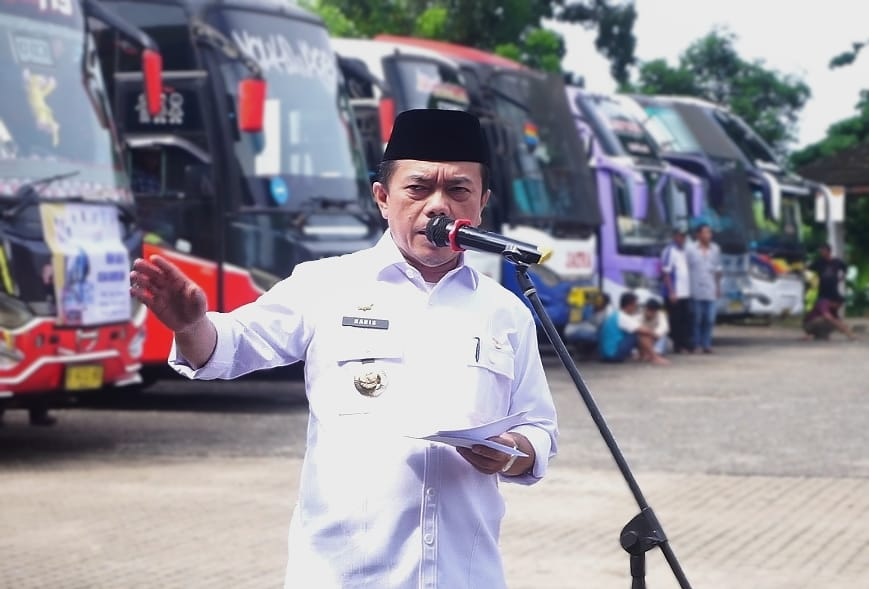 Gubernur Al Haris Lepas Mudik Gratis untuk Warga Jambi dan Mahasiswa di Perantauan