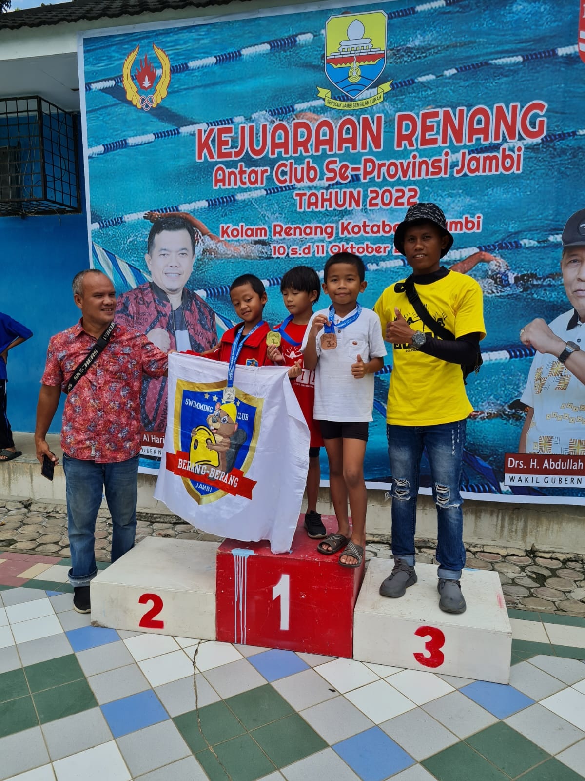 Berang-Berang Swimming Club Sapu 11 Medali Kejuaraan Renang Se-Provinsi Jambi