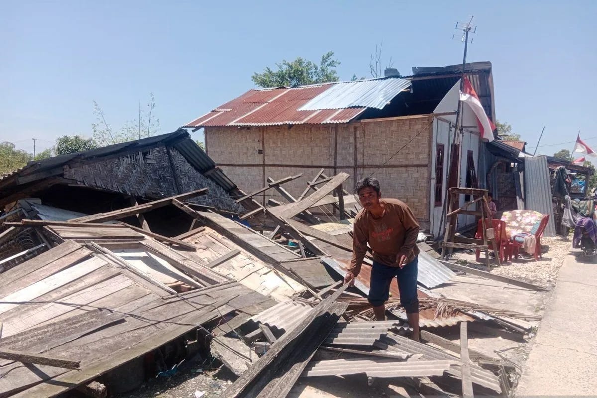 146 Rumah Rusak Diterjang Angin Puting Beliung di Serdang Bedagai