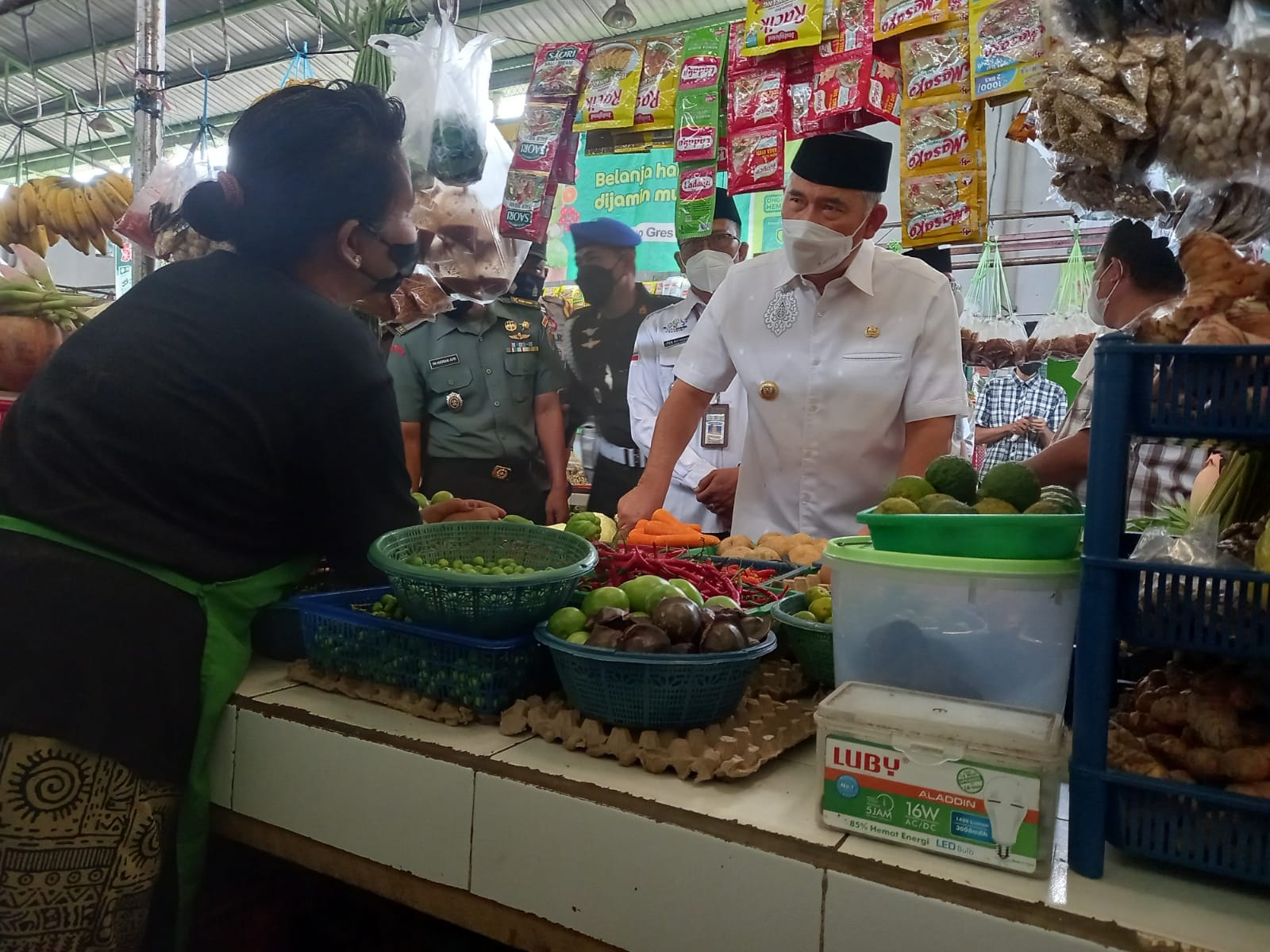    Kebutuhan Pokok Bergerak Naik, H-4 Menjelang Lebaran Idul Fitri      