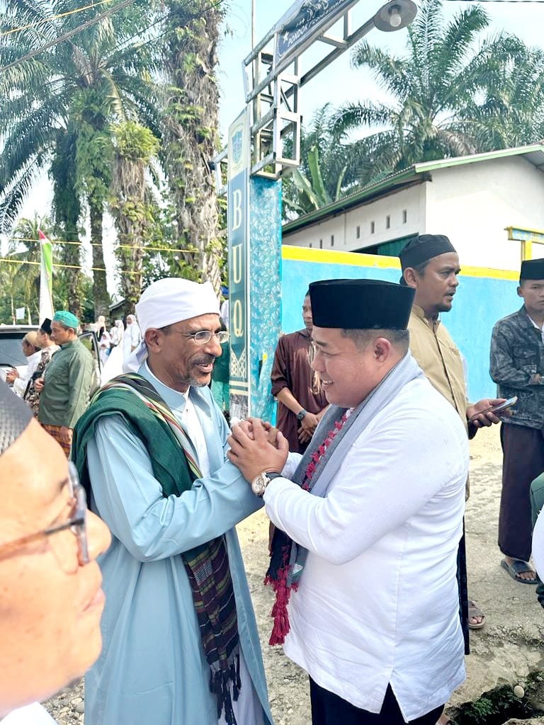 Mewakili Gubernur Jambi, Muzakir Hadiri Pengajian Bersama Al Habib Husein dari Yaman di Pinang Merah Pamenang