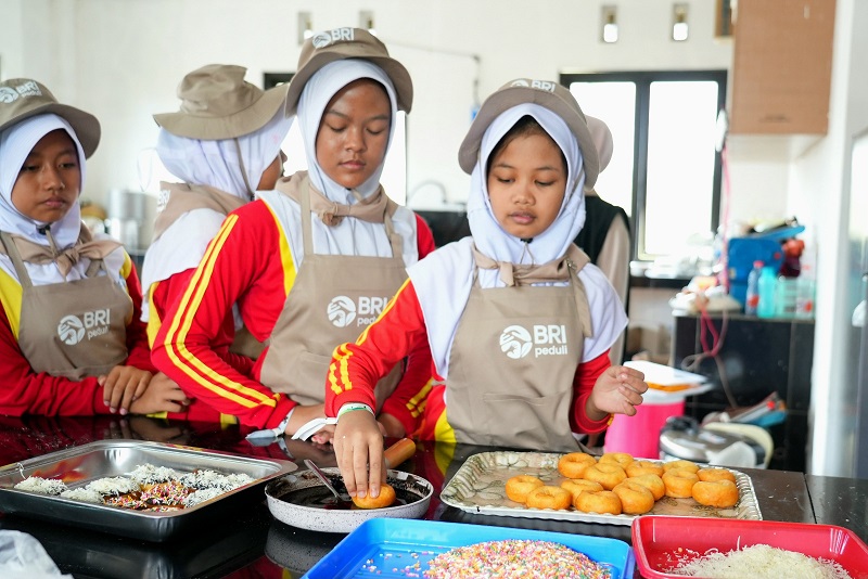 Peringati HAN 2025, BRI Peduli Dukung Pendidikan Karakter Anak lewat Kegiatan Agroedukasi bagi Siswa/i SD