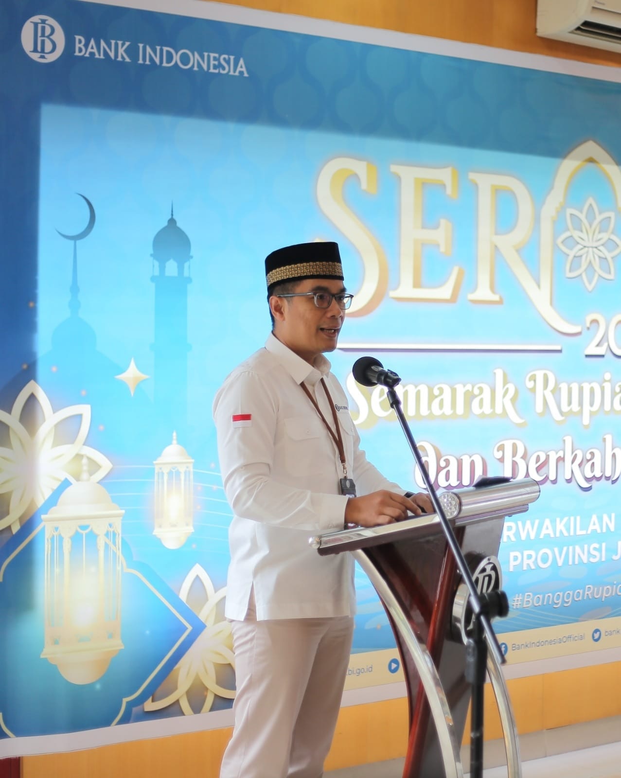 Ekonomi Syariah Sebagai Sumber Pertumbuhan Ekonomi Baru 