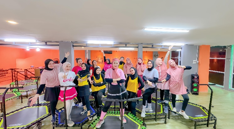 Senam Trampolin, Meloncat Asik Tetapi Buat untuk Kurus