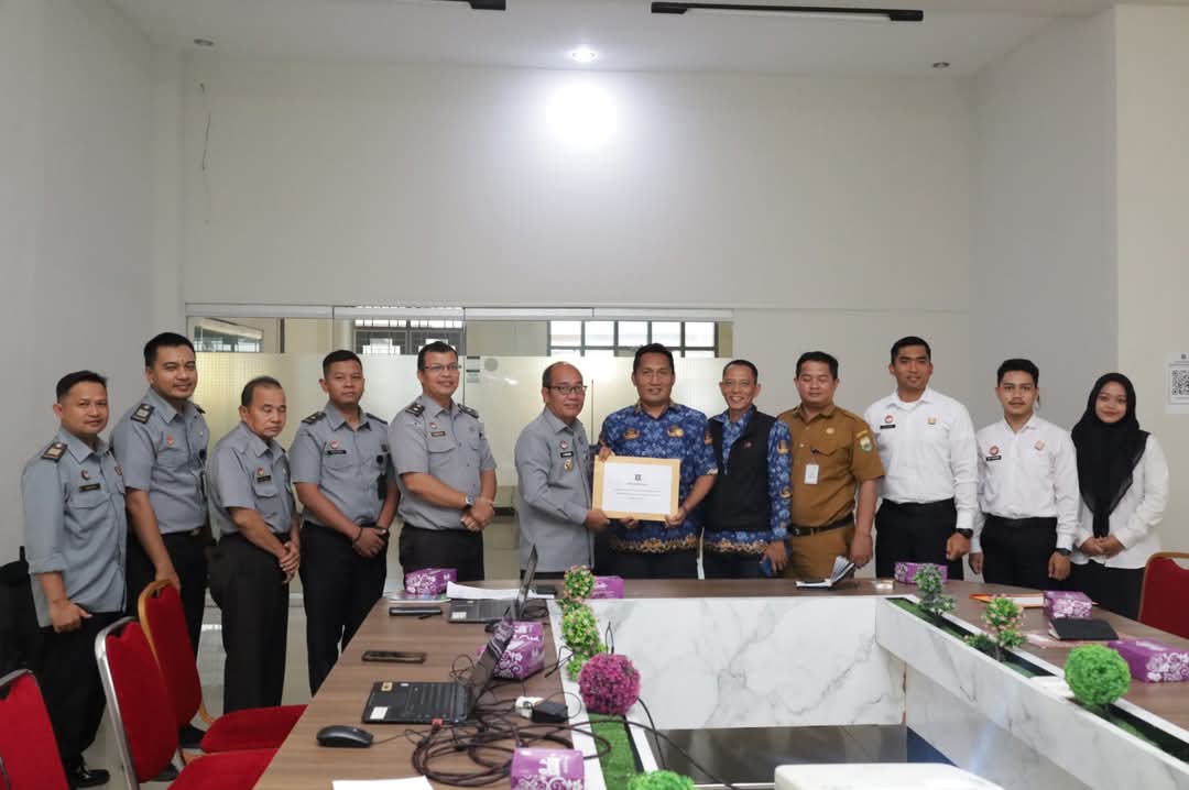 Kanwil Kemenkum Jambi Bersama Pemkab Muaro Jambi Gelar Rapat Harmonisasi Ranperda