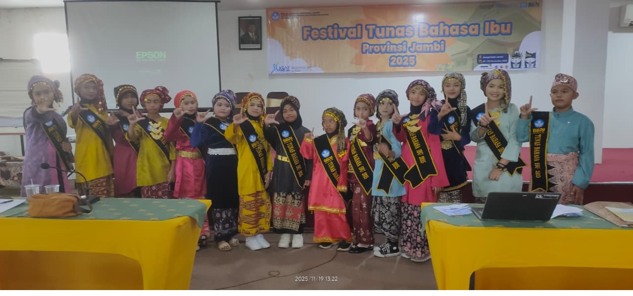 Festival Tunas Bahasa Ibu Provinsi Jambi 2025: Generasi Muda Menghidupkan Deklamasi Puisi Melayu Jambi