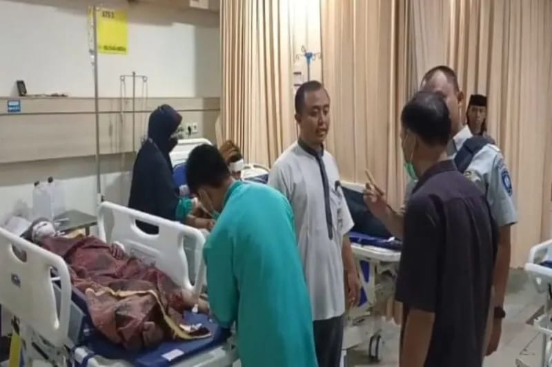 Bus Pariwisata Terguling di Tol Pemalang, Empat Orang Meninggal