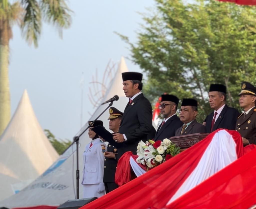 Ketua DPRD Jambi Bacakan Teks Proklamasi di Upacara HUT RI ke 78