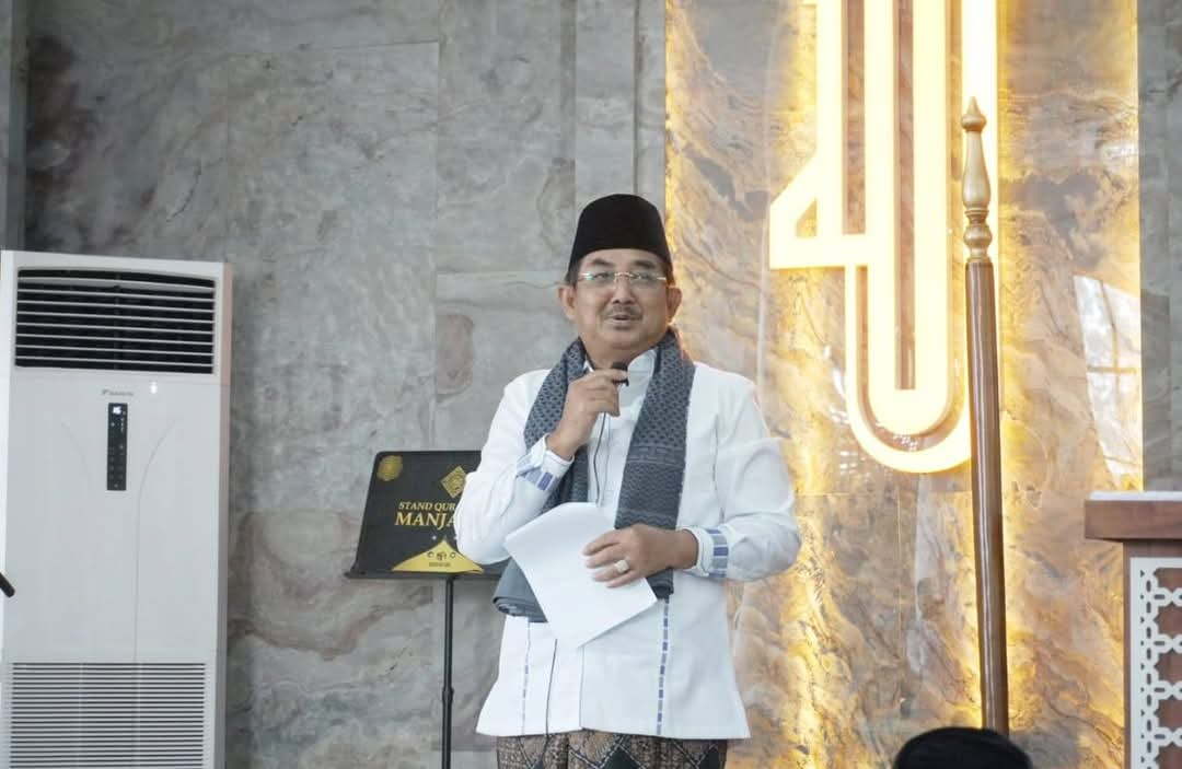 Shalat Jumat Perdana di Masjid Al-Anwar, Bupati Anwar Sadat Ajak Makmurkan Masjid