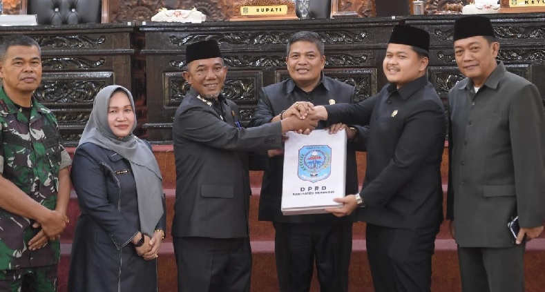 Pj Bupati Merangin Sampaikan Ranperda APBD 2025