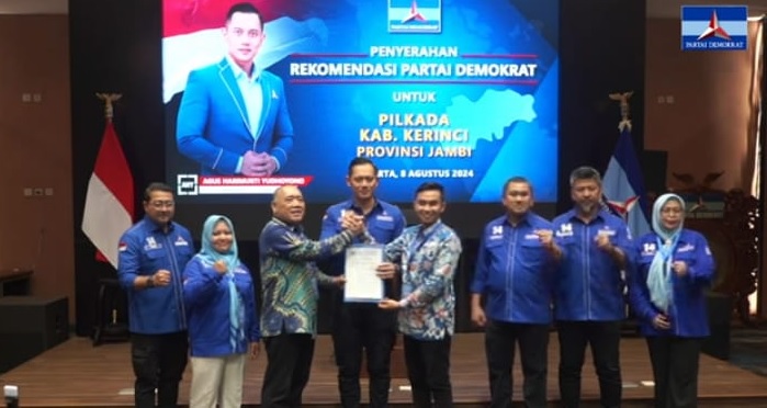 BREAKING NEWS: Tafyani-Ezy Resmi Terima Rekomendasi Partai Demokrat Pilkada Kerinci