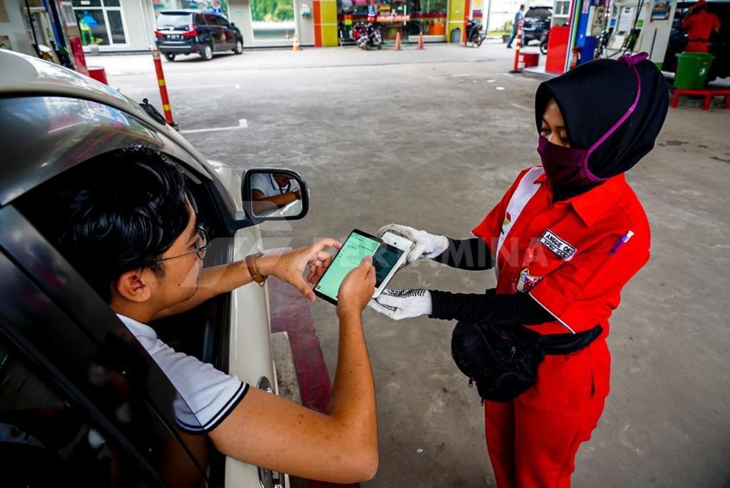 HORE! BBM Turun Lagi Rp 800, Cek Harga Baru Pertalite-Dexlite-Pertamax di SPBU Se Indonesia 14 Mei 2023