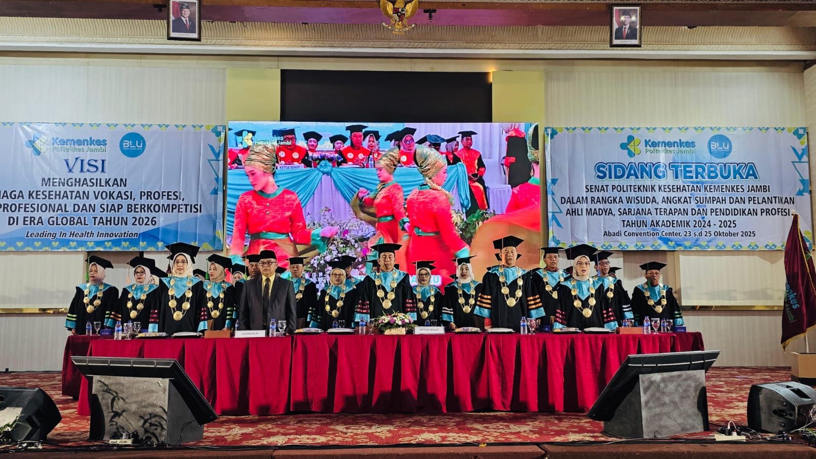 Cetak Tenaga Kesehatan Profesional, Poltekkes Kemenkes Jambi Meluluskan 547 Wisudawan