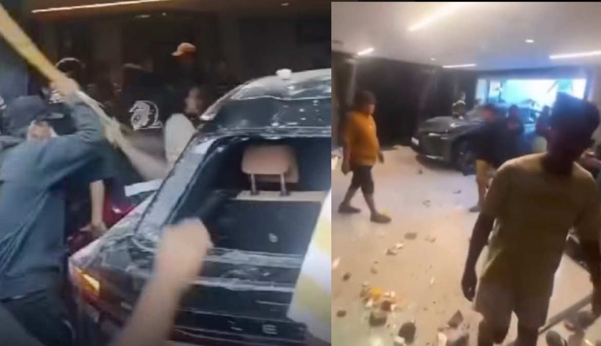 Batang Hidung Ahmad Sahroni Masih Misteri, Rumah Berantakan Digeruduk Massa