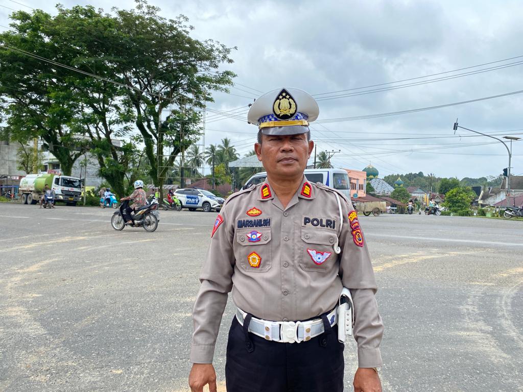 Urai Kemacetan di Batanghari, Polres Sarolangun Alihkan Jalur Menuju Jambi