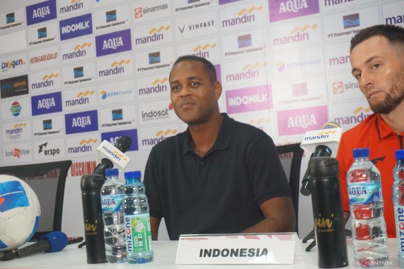 Kluivert Sudah Lama Incar Miliano Jonathans di Timnas Indonesia