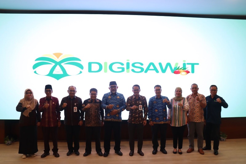 DIGISAWIT Bangkitkan Petani Sawit Jambi dari Kemiskinan Ekstrem