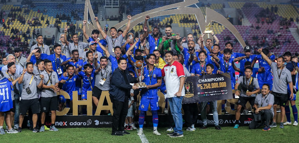 Kalahkan Borneo FC Lewat Penalti, Arema FC Juara Piala Presiden 2024