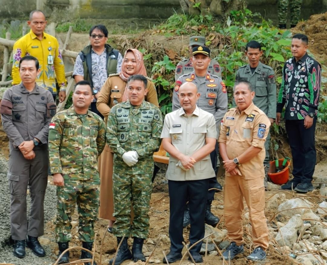 Bupati Bersama Dandim 0416/Bute Awali Ground Breaking Jembatan Garuda