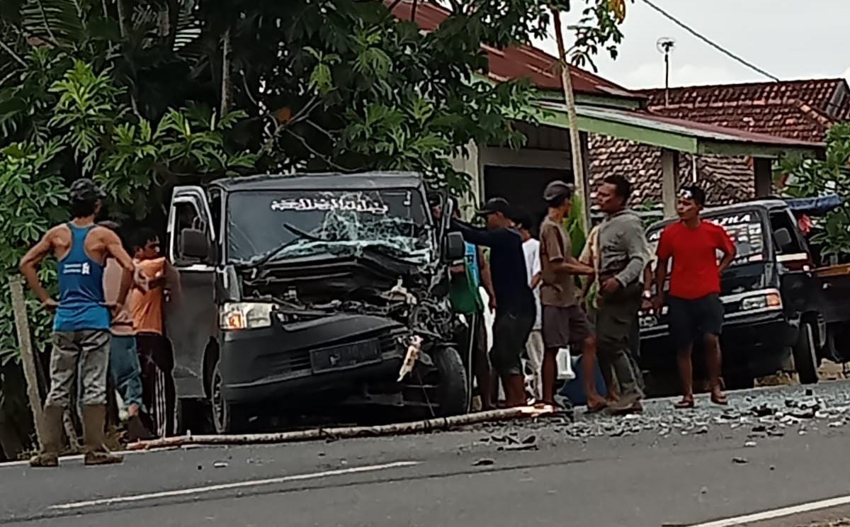 Empat Mobil Terlibat Kecelakaan Beruntun di Sekernan, Dua Orang Luka-luka 