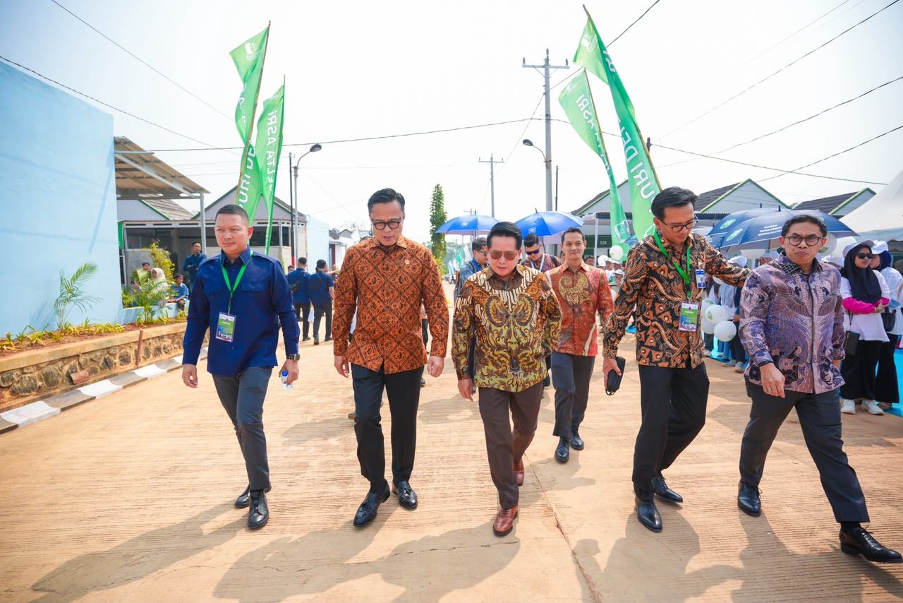 Presiden Prabowo Pimpin Akad Massal 62 Ribu Debitur KPR FLPP, BRI Dukung Program 3 Juta Rumah