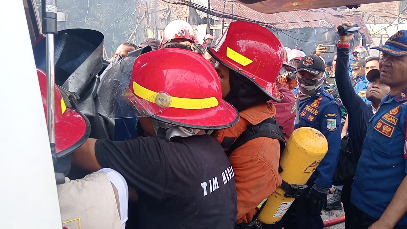 Enam Kios Hangus Terbakar, Satu Orang Meninggal Dunia 