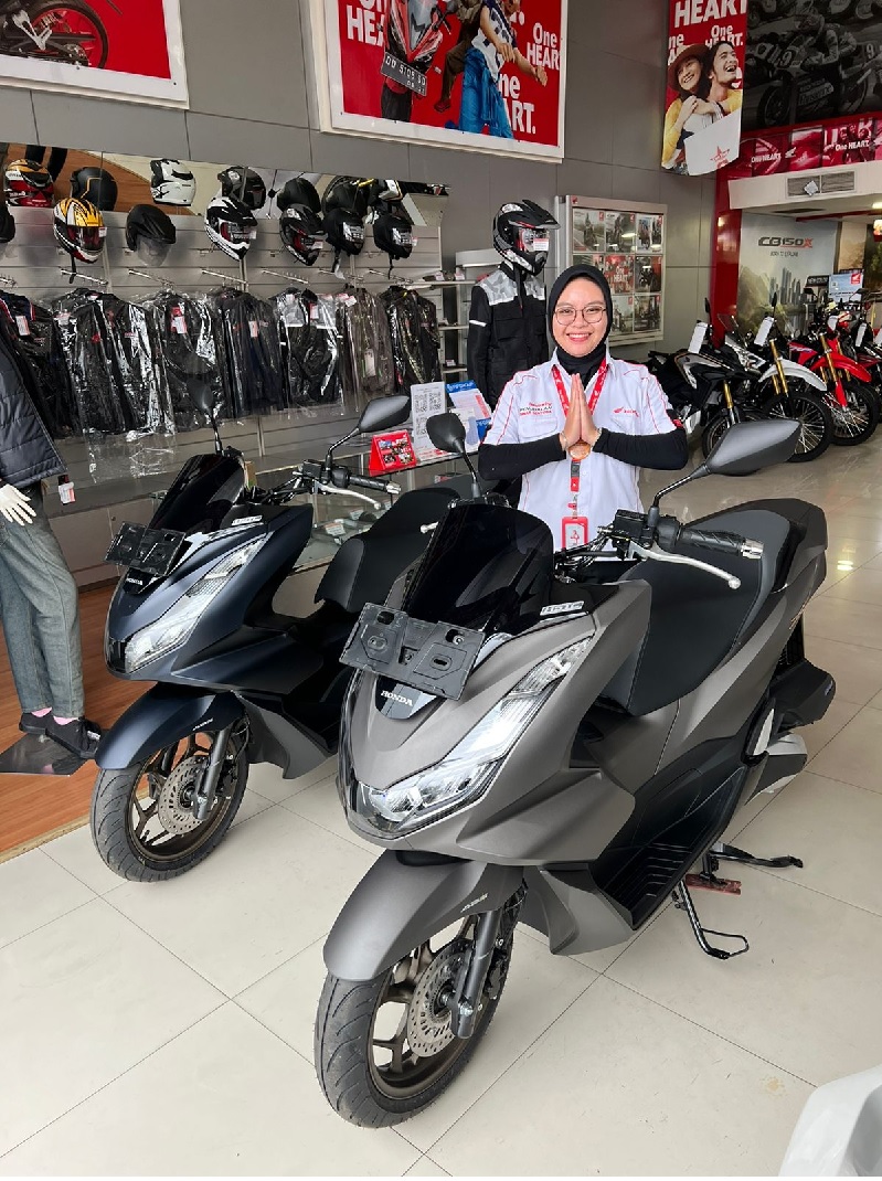 Beli Honda PCX 160 Sekarang, Banyak Untungnya