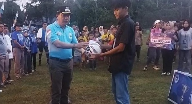 Kesebelasan JJA X DD Juara Turnamen HUT KTI Cup, Turnamen Ditutup Pj Bupati Merangin H Mukti